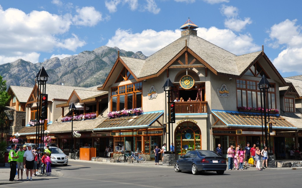 Banff Avenue, Banff, Canada jigsaw puzzle in Puzzle of the Day puzzles on TheJigsawPuzzles.com