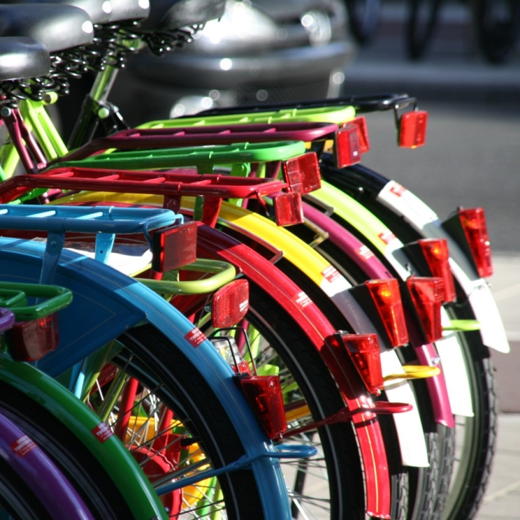 Amsterdam Colored Bikes jigsaw puzzle in Пазл дня puzzles on TheJigsawPuzzles.com