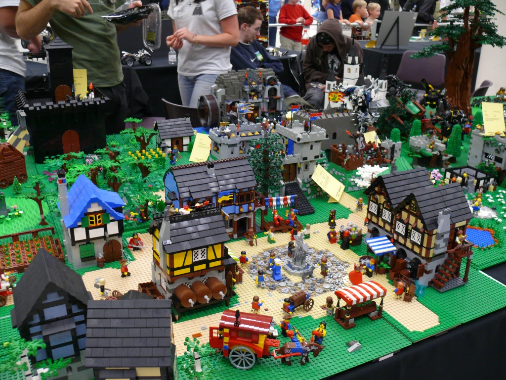 BrickCon Convention jigsaw puzzle in Пазл дня puzzles on TheJigsawPuzzles.com