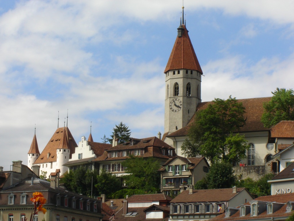 Castle Thun, Swiss Canton of Bern jigsaw puzzle in Castles puzzles on TheJigsawPuzzles.com