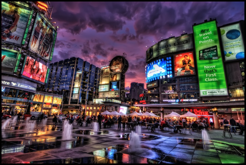 Yonge-Dundas Square, Toronto jigsaw puzzle in Street View puzzles on TheJigsawPuzzles.com