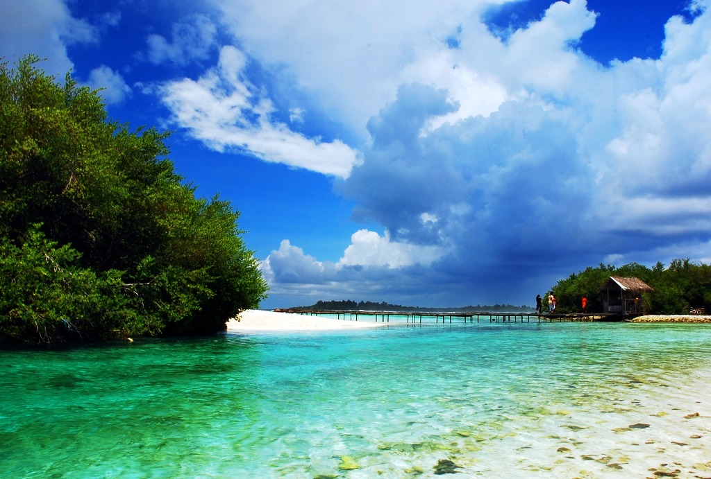 Beautiful Maldives jigsaw puzzle in Puzzle of the Day puzzles on TheJigsawPuzzles.com