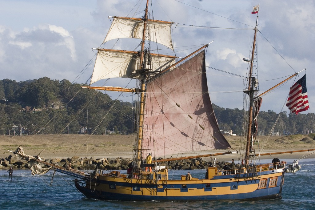 The Hawaiian Chieftain jigsaw puzzle in Puzzle of the Day puzzles on TheJigsawPuzzles.com