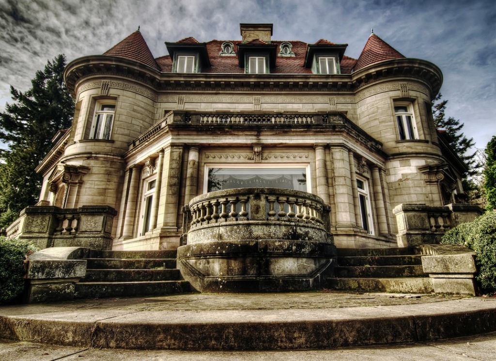 Pittock Mansion, Portland OR jigsaw puzzle in Street View puzzles on TheJigsawPuzzles.com
