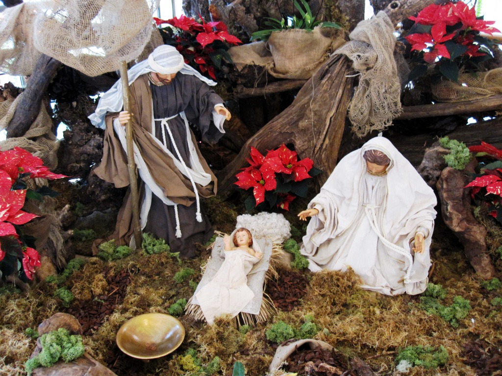 Nativity Scene, Vila Porto Mare Resort jigsaw puzzle in Christmas & New Year puzzles on TheJigsawPuzzles.com