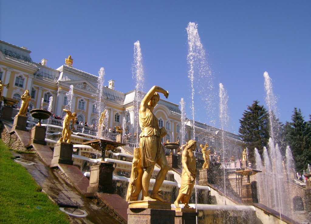 Grand Cascade in Peterhof, St. Petersburg jigsaw puzzle in Waterfalls puzzles on TheJigsawPuzzles.com