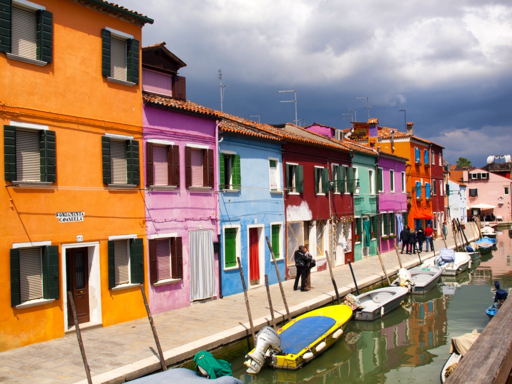 Maisons colorées à Burano, Venise, Italie jigsaw puzzle in Paysages urbains puzzles on TheJigsawPuzzles.com