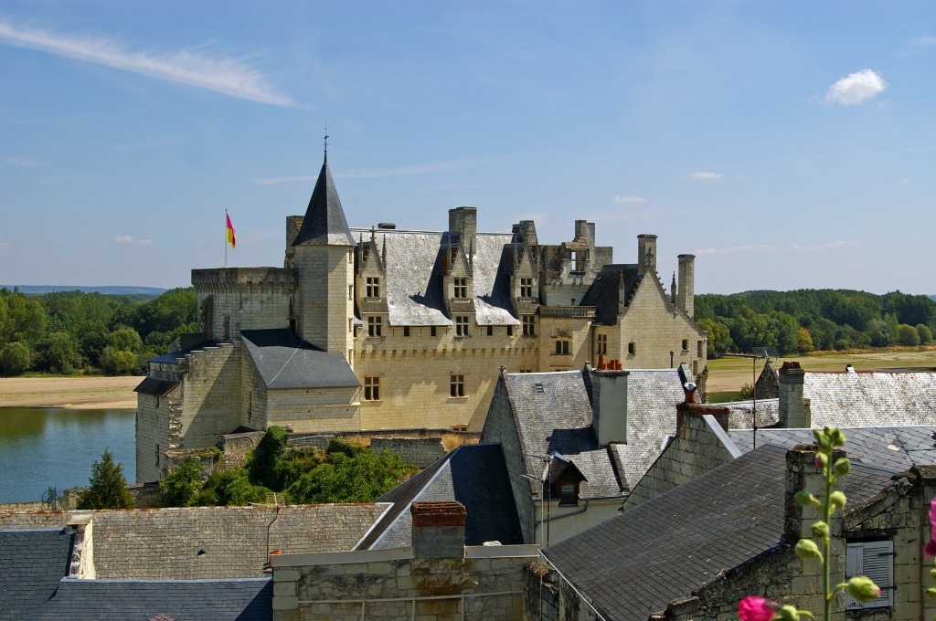 Schloss Montsoreau, Frankreich jigsaw puzzle in Schlösser puzzles on TheJigsawPuzzles.com