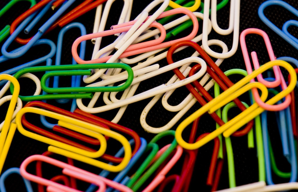 Paperclips jigsaw puzzle in Macro puzzles on TheJigsawPuzzles.com