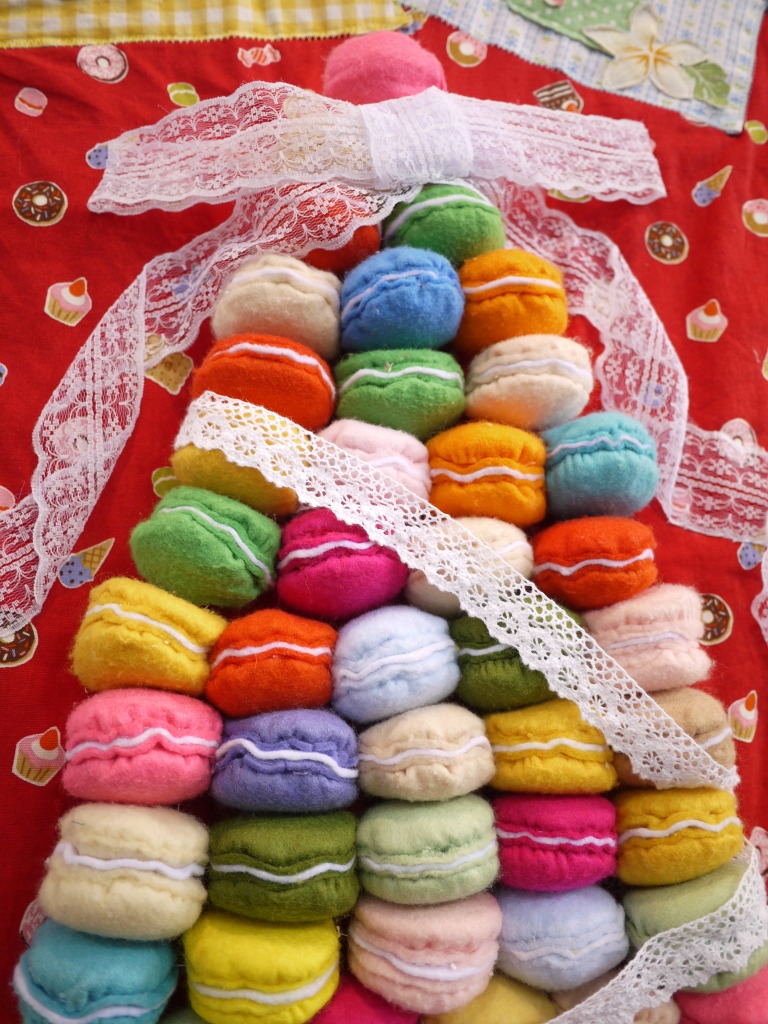 Macarons en peluches jigsaw puzzle in Bricolage puzzles on TheJigsawPuzzles.com