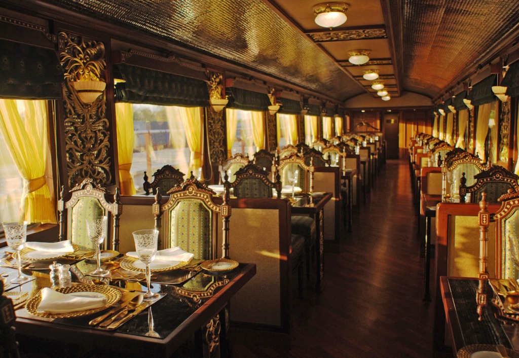 Maharajas' Express Dining Car jigsaw puzzle in Food & Bakery puzzles on TheJigsawPuzzles.com