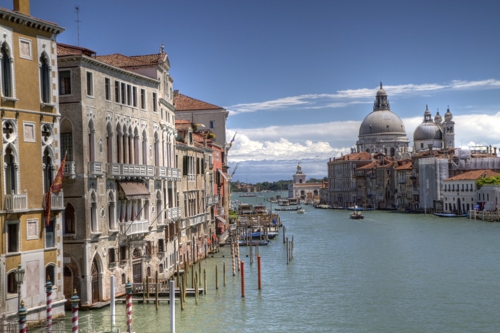Grand Canal, Venise, Italie jigsaw puzzle in Paysages urbains puzzles on TheJigsawPuzzles.com