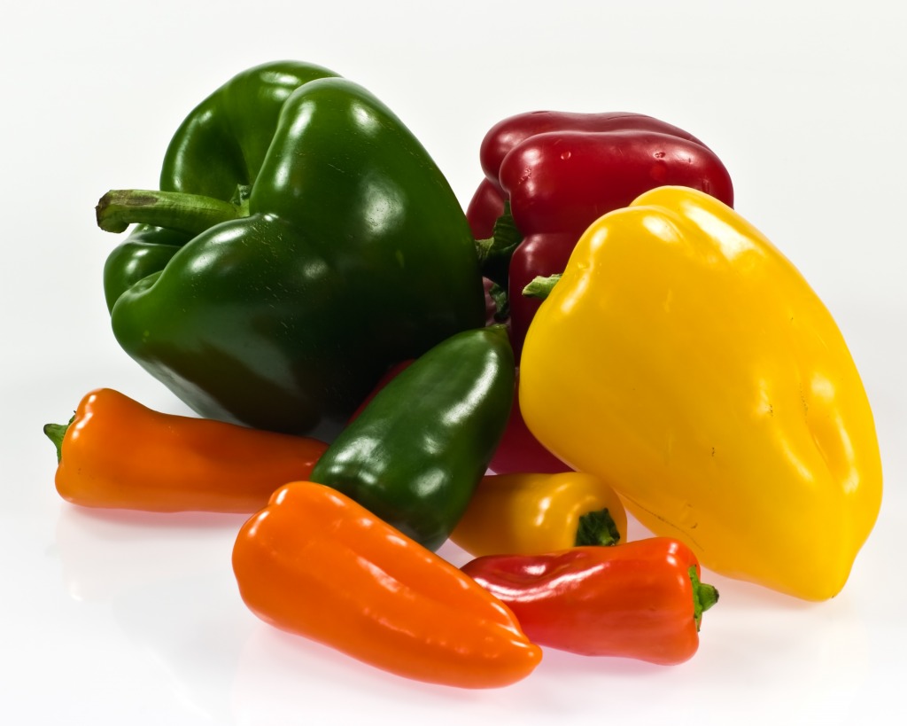 Various Colors of Sweet Peppers jigsaw puzzle in Fruits & Veggies puzzles on TheJigsawPuzzles.com