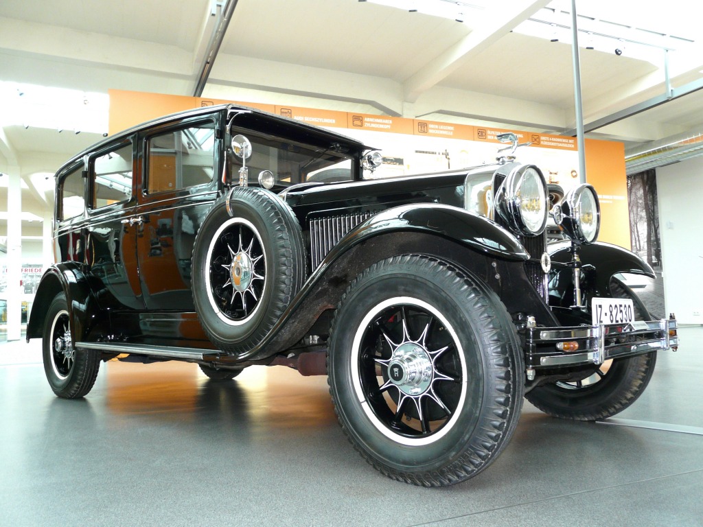 August Horch Museum Zwickau jigsaw puzzle in Cars & Bikes puzzles on TheJigsawPuzzles.com