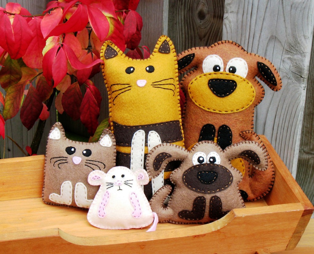 Cat and Dog Plushies jigsaw puzzle in Handmade puzzles on TheJigsawPuzzles.com