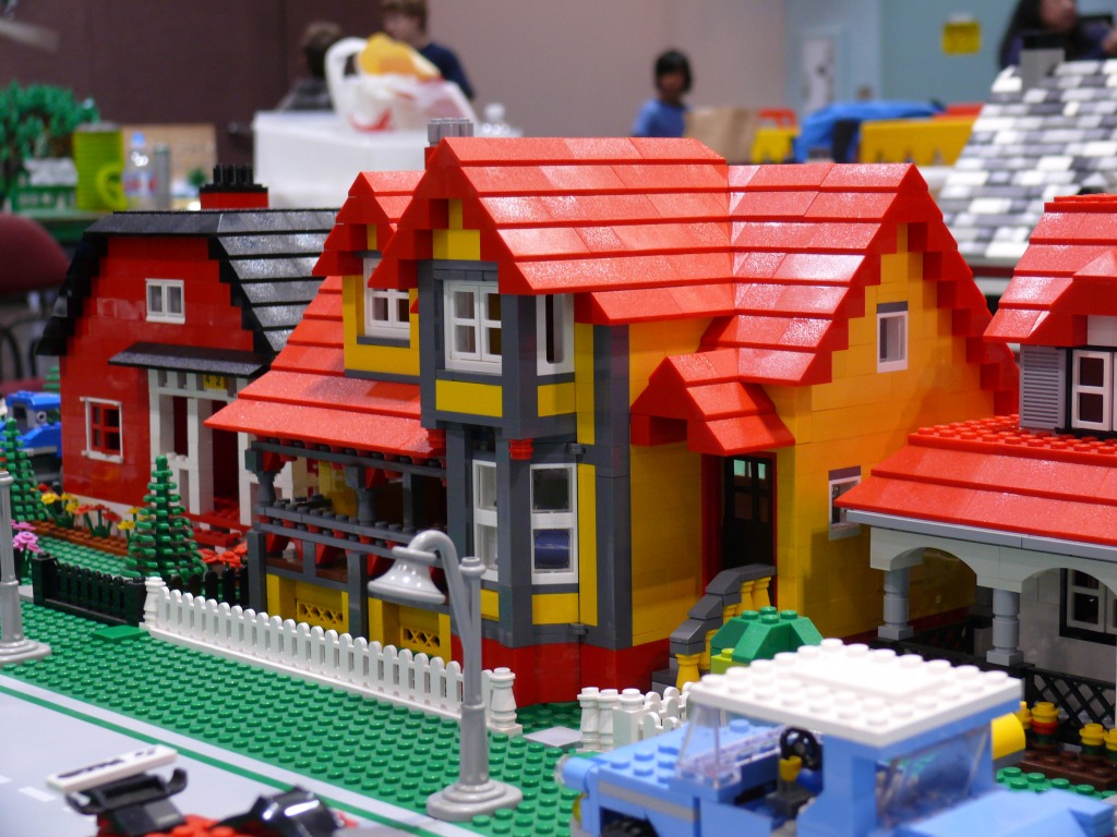Lego Victorian House jigsaw puzzle in Macro puzzles on TheJigsawPuzzles.com