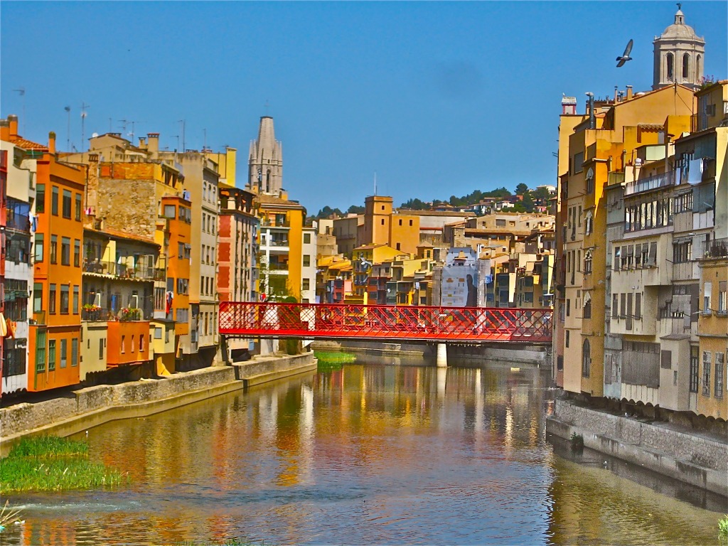 Colorful Girona, Catalonia, Spain jigsaw puzzle in Bridges puzzles on TheJigsawPuzzles.com
