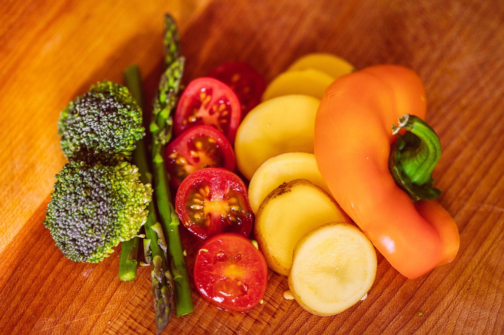 Овощи понижающие. Вегетарианизм. Еда макро. Цветная терапия еды. Здоровое питание Макросъемка.