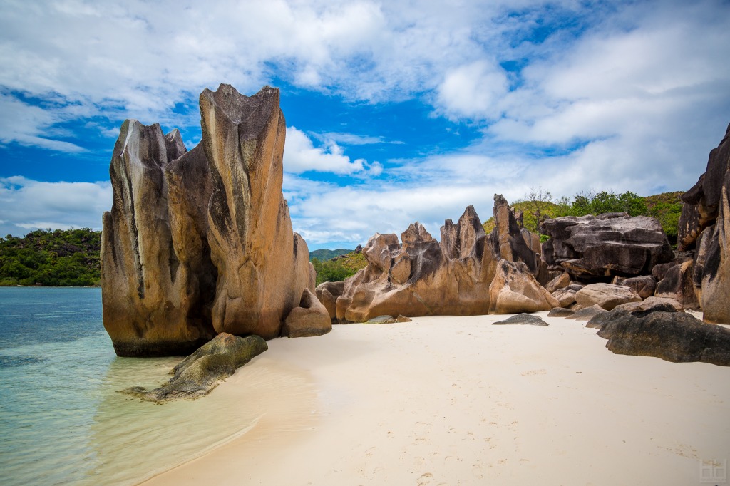 Seychelles Dreams jigsaw puzzle in Great Sightings puzzles on TheJigsawPuzzles.com