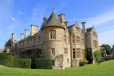 Beaulieu Abbey, Palace & Gardens jigsaw puzzle in Castles puzzles on ...