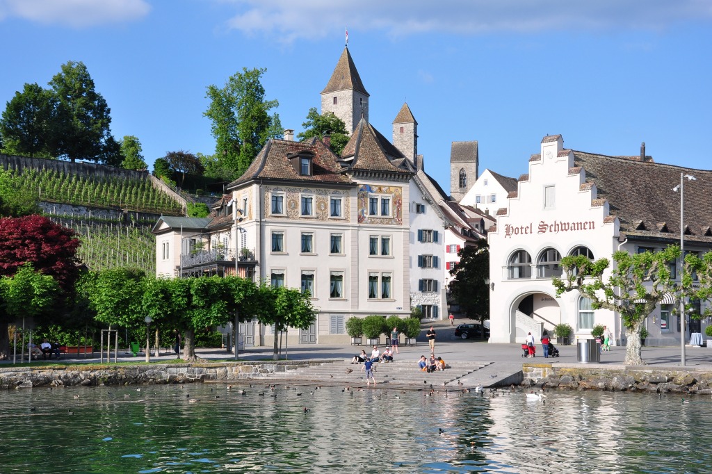Rapperswil Harbour and Altstadt, Switzerland jigsaw puzzle in Street View puzzles on TheJigsawPuzzles.com