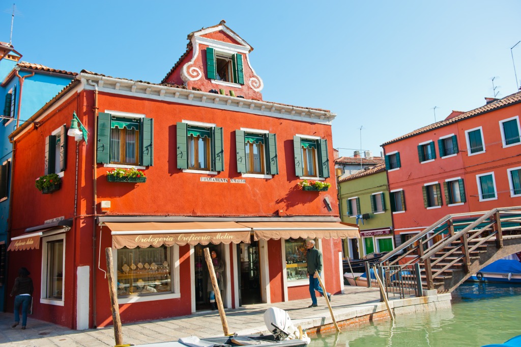 Colorful Houses in Burano, Venice jigsaw puzzle in Street View puzzles on TheJigsawPuzzles.com