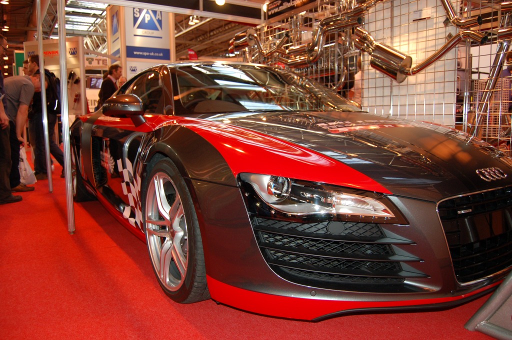 Audi R8 jigsaw puzzle in Cars & Bikes puzzles on TheJigsawPuzzles.com