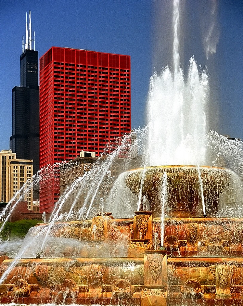 Buckingham Fountain & Sears Tower, Chicago jigsaw puzzle in Waterfalls puzzles on TheJigsawPuzzles.com