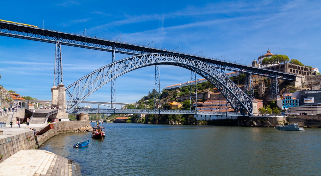 Мост дона Луиша, Порту, Португалия jigsaw puzzle in Мосты puzzles on TheJigsawPuzzles.com