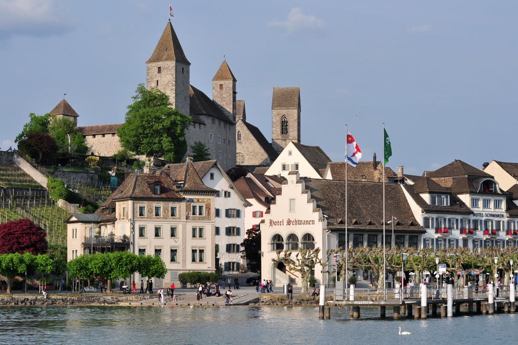 Harbour Area in Rapperswil, Switzerland jigsaw puzzle in Street View puzzles on TheJigsawPuzzles.com