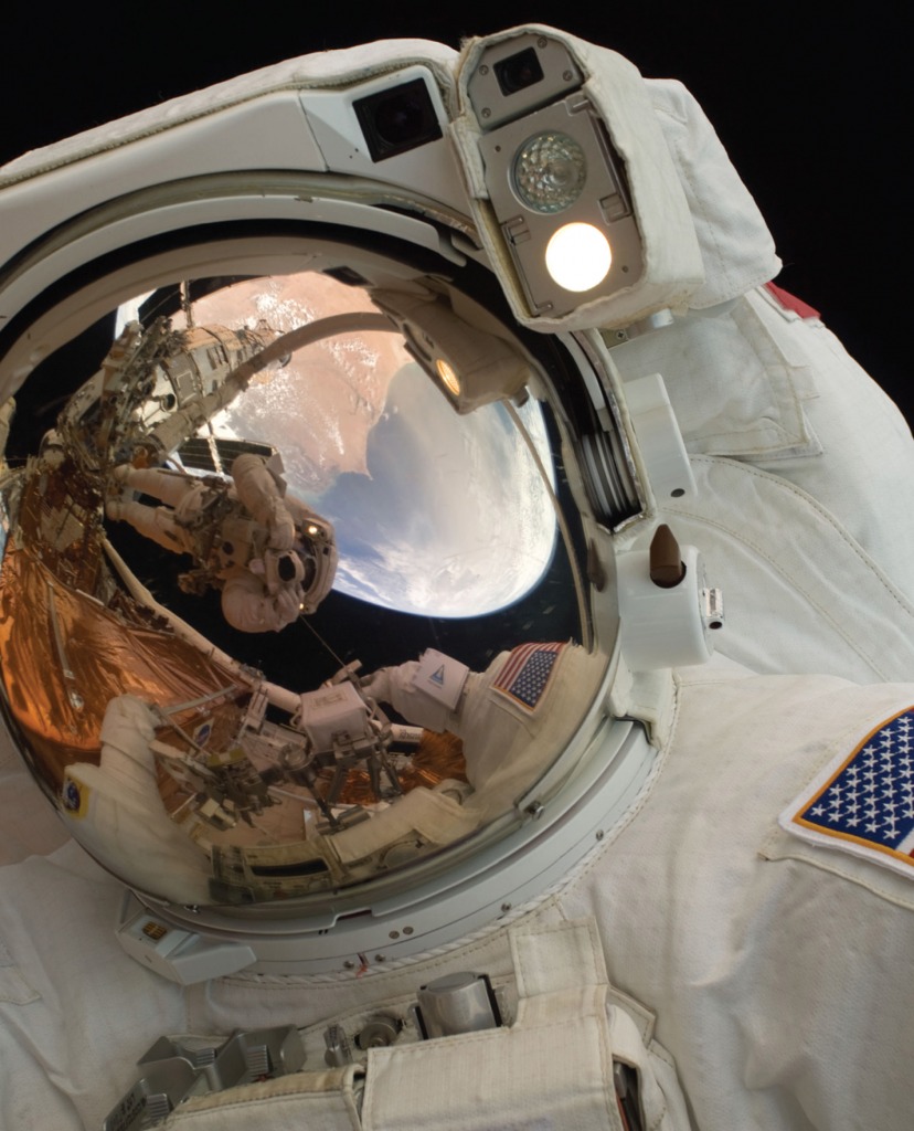 Spacewalking jigsaw puzzle in Puzzle of the Day puzzles on TheJigsawPuzzles.com