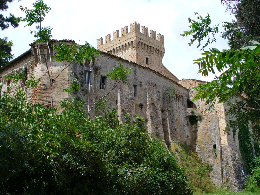 Carassai, Rocca di Montevarmine, Italy jigsaw puzzle in Castles puzzles on TheJigsawPuzzles.com