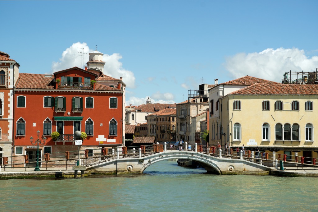 Ponte Longo, Venice jigsaw puzzle in Bridges puzzles on TheJigsawPuzzles.com
