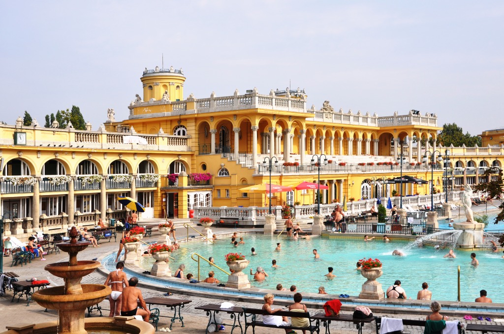 Széchenyi Thermal Baths, Budapest, Hungary jigsaw puzzle in Street View puzzles on TheJigsawPuzzles.com