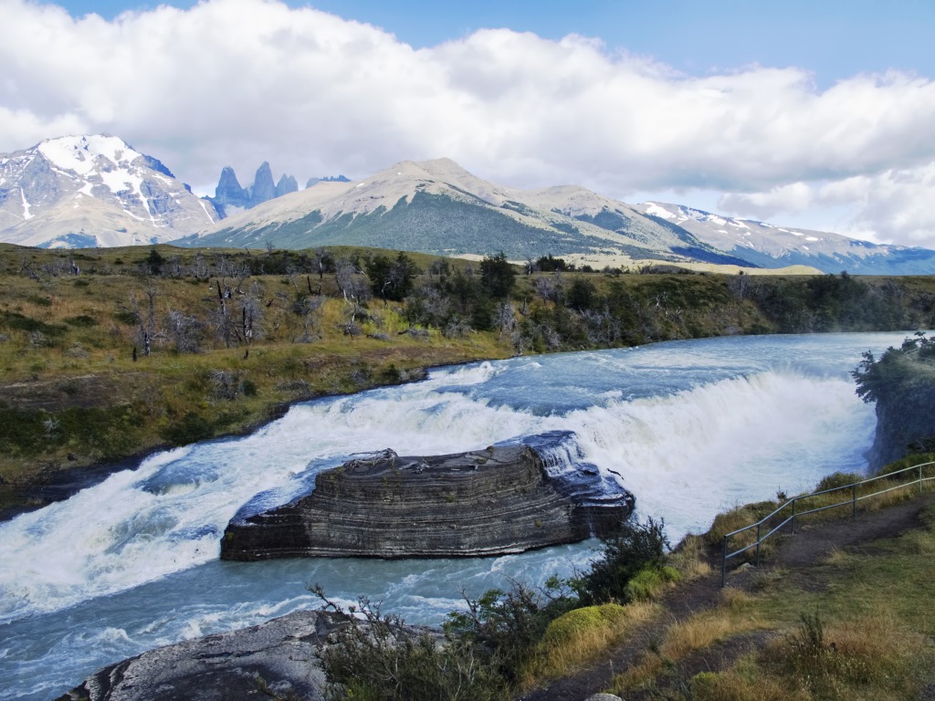 The Paine River Waterfall, Argentina jigsaw puzzle in Waterfalls puzzles on TheJigsawPuzzles.com