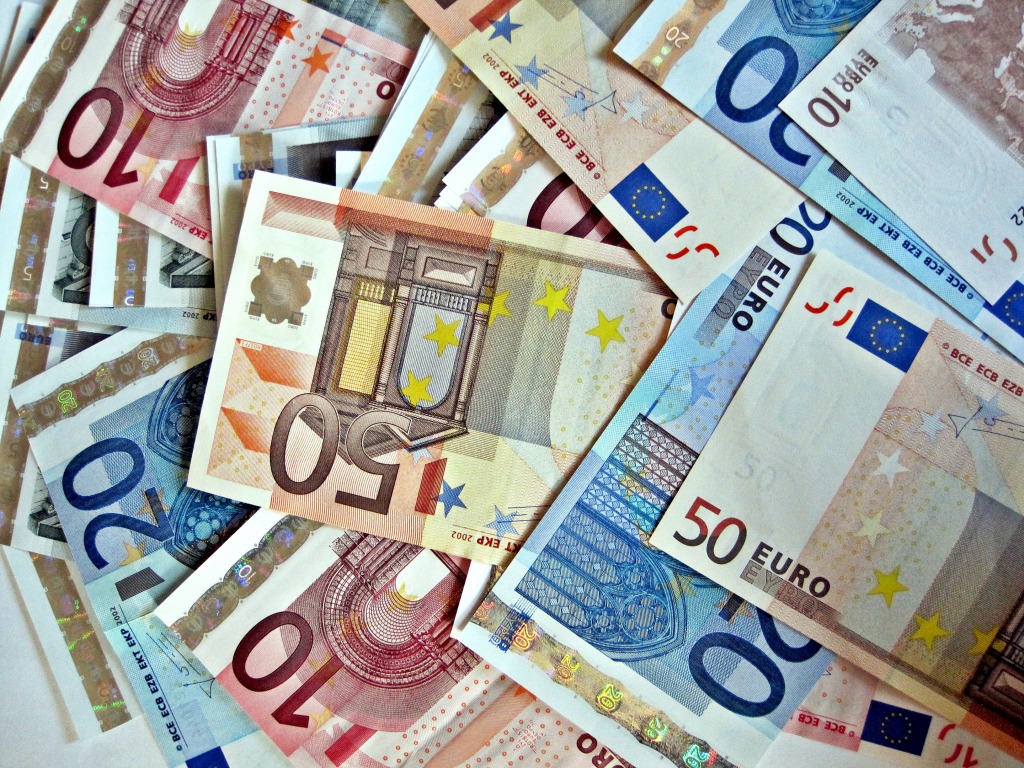 Euros jigsaw puzzle in Money puzzles on TheJigsawPuzzles.com