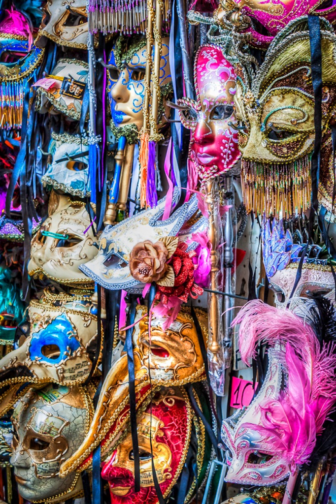 Carnival Masks in Venice jigsaw puzzle in Puzzle of the Day puzzles on TheJigsawPuzzles.com