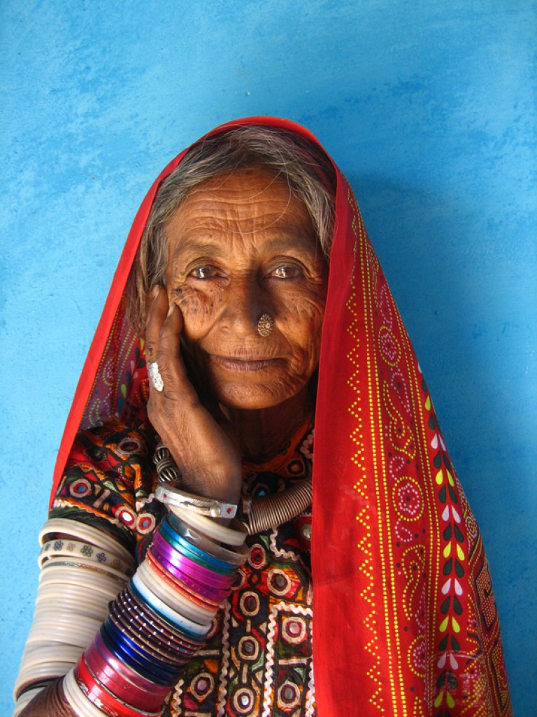 Старейшая из племени Мегвал, Бхирандиара, Индия jigsaw puzzle in Люди puzzles on TheJigsawPuzzles.com
