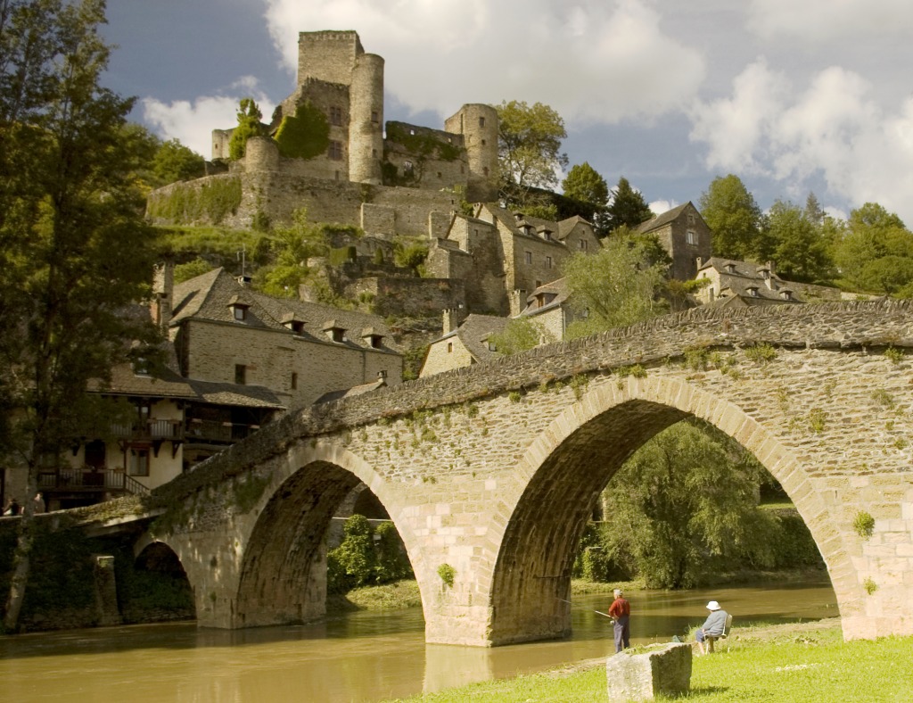Belcastel, Aveyron, France jigsaw puzzle in Bridges puzzles on TheJigsawPuzzles.com