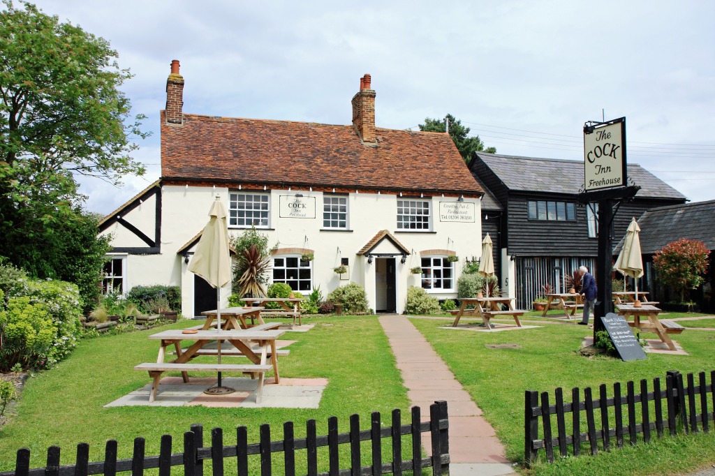 The Cock Inn Pub in Polstead, Suffolk jigsaw puzzle in Street View puzzles on TheJigsawPuzzles.com