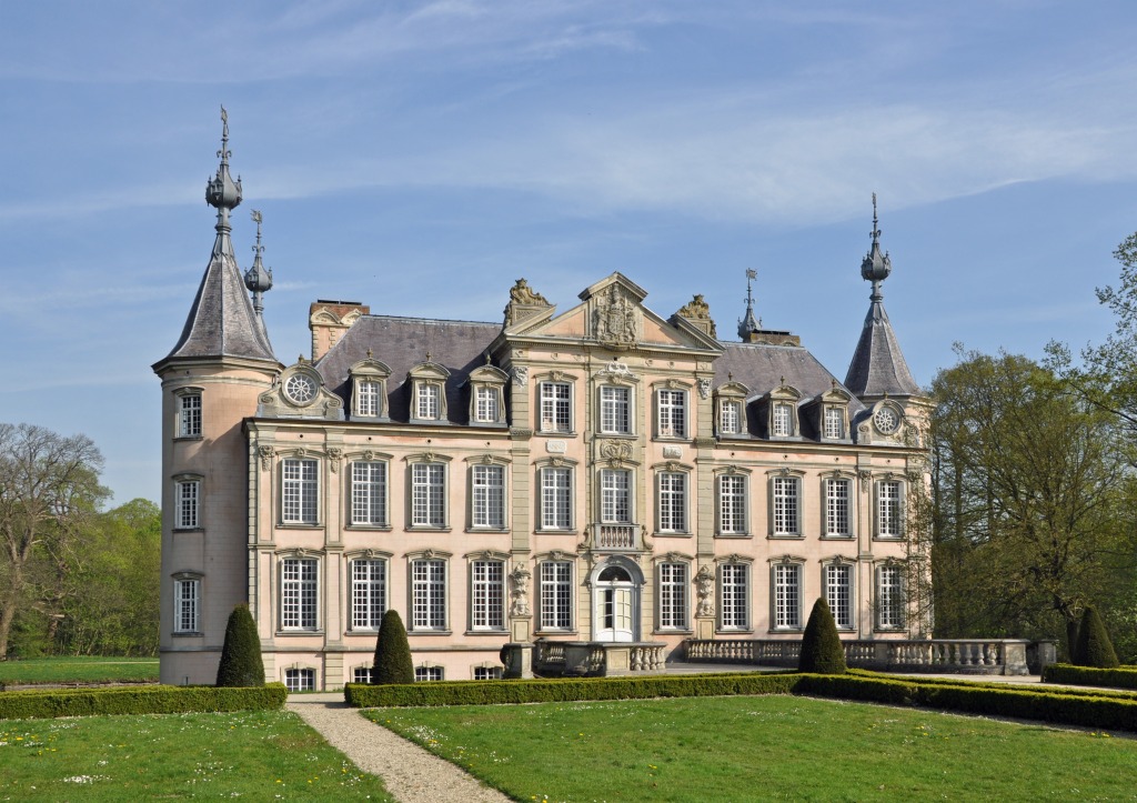 Le château Poeke, Aalter, Belgique jigsaw puzzle in Châteaux puzzles on TheJigsawPuzzles.com