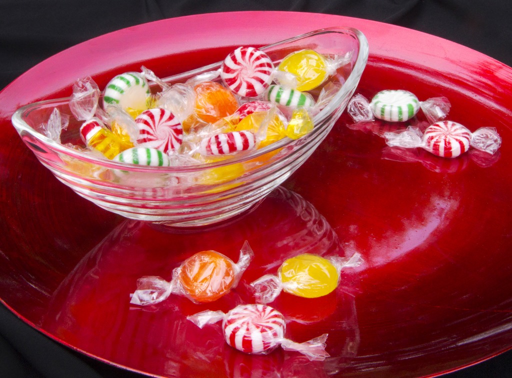 Candy Dish jigsaw puzzle in Food & Bakery puzzles on TheJigsawPuzzles.com