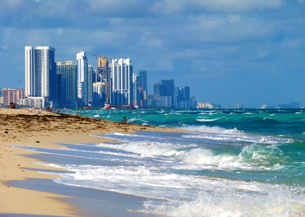 Miami Beach jigsaw puzzle in Great Sightings puzzles on TheJigsawPuzzles.com