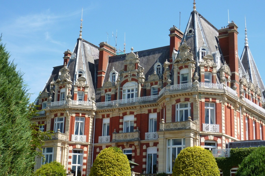 Chateau Impney, Droitwich, England jigsaw puzzle in Castles puzzles on TheJigsawPuzzles.com