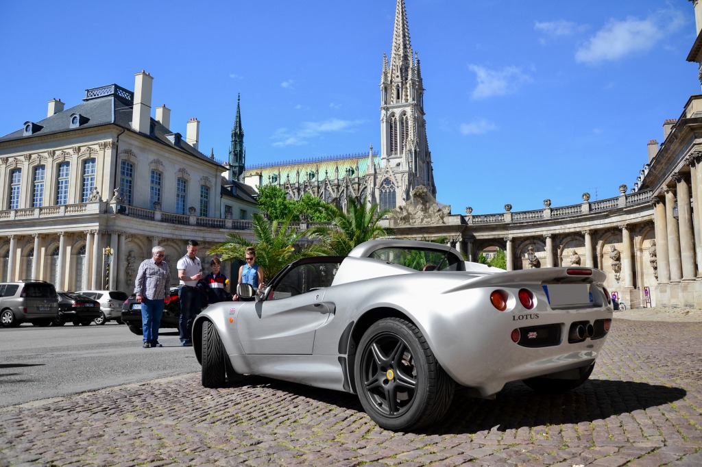 Lotus Elise S1 jigsaw puzzle in Cars & Bikes puzzles on TheJigsawPuzzles.com