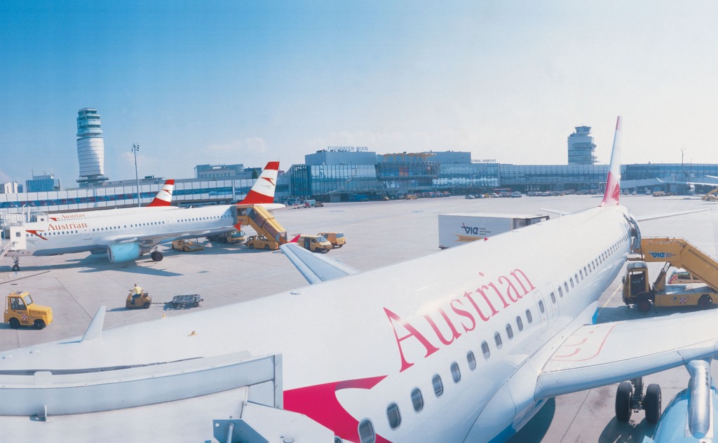 Austrian Airlines jigsaw puzzle in Aviation puzzles on TheJigsawPuzzles.com