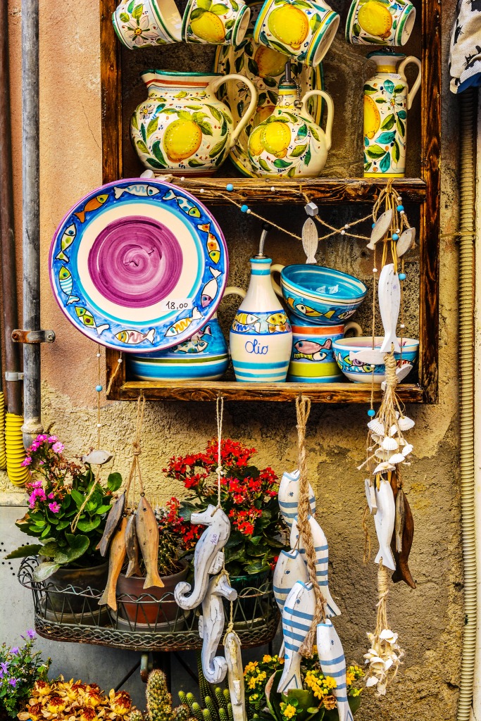 Cheerful Decor, Cinque Terre, Italy jigsaw puzzle in Puzzle of the Day puzzles on TheJigsawPuzzles.com