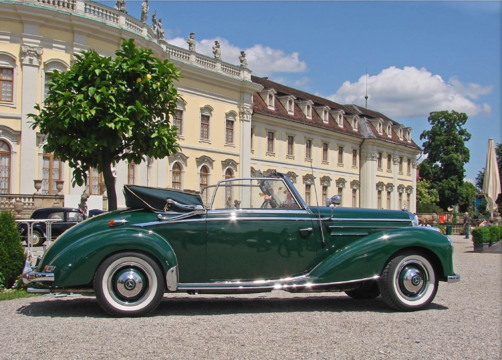 Oldtimer Festival in Ludwigsburg jigsaw puzzle in Autos & Motorräder puzzles on TheJigsawPuzzles.com