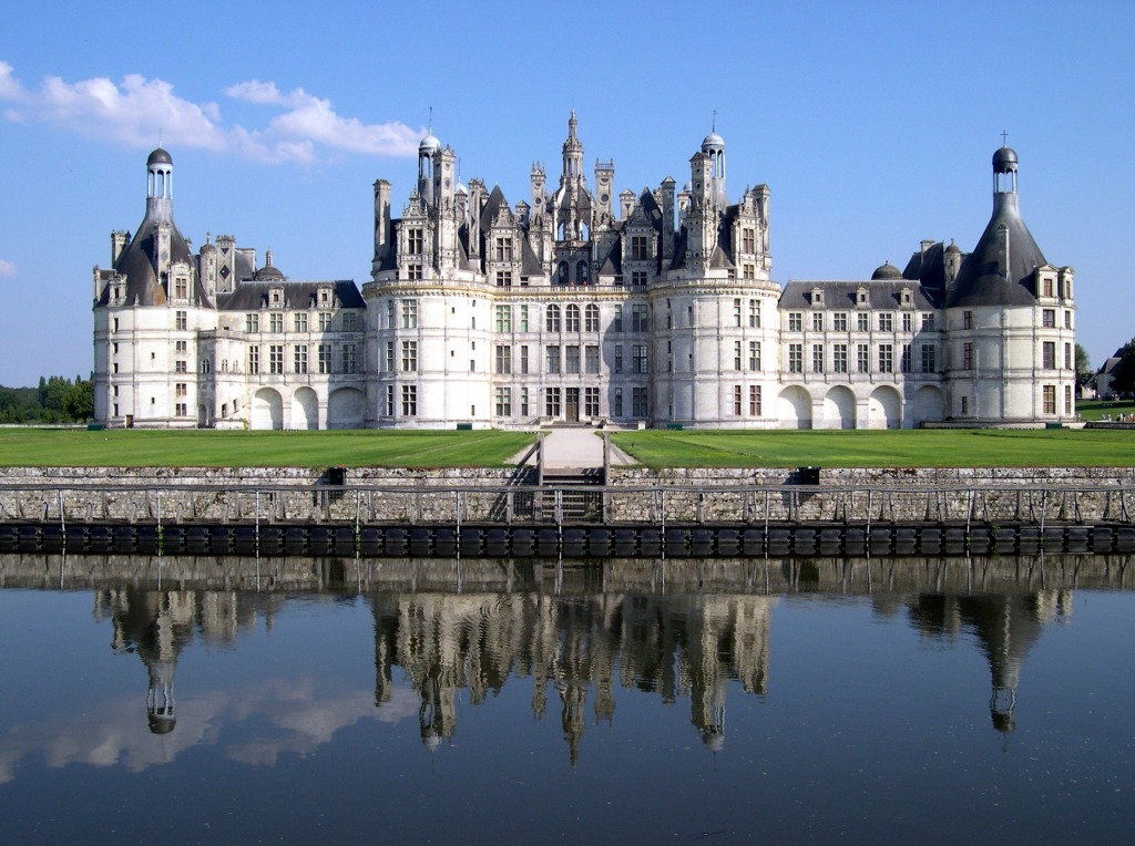 Chateau de Chambord, France jigsaw puzzle in Castles puzzles on TheJigsawPuzzles.com