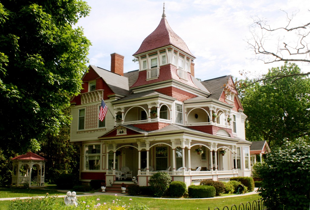 Henry Richardi House, Bellaire, Michigan jigsaw puzzle in Улицы puzzles on TheJigsawPuzzles.com